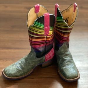 Cinch Edge Boots